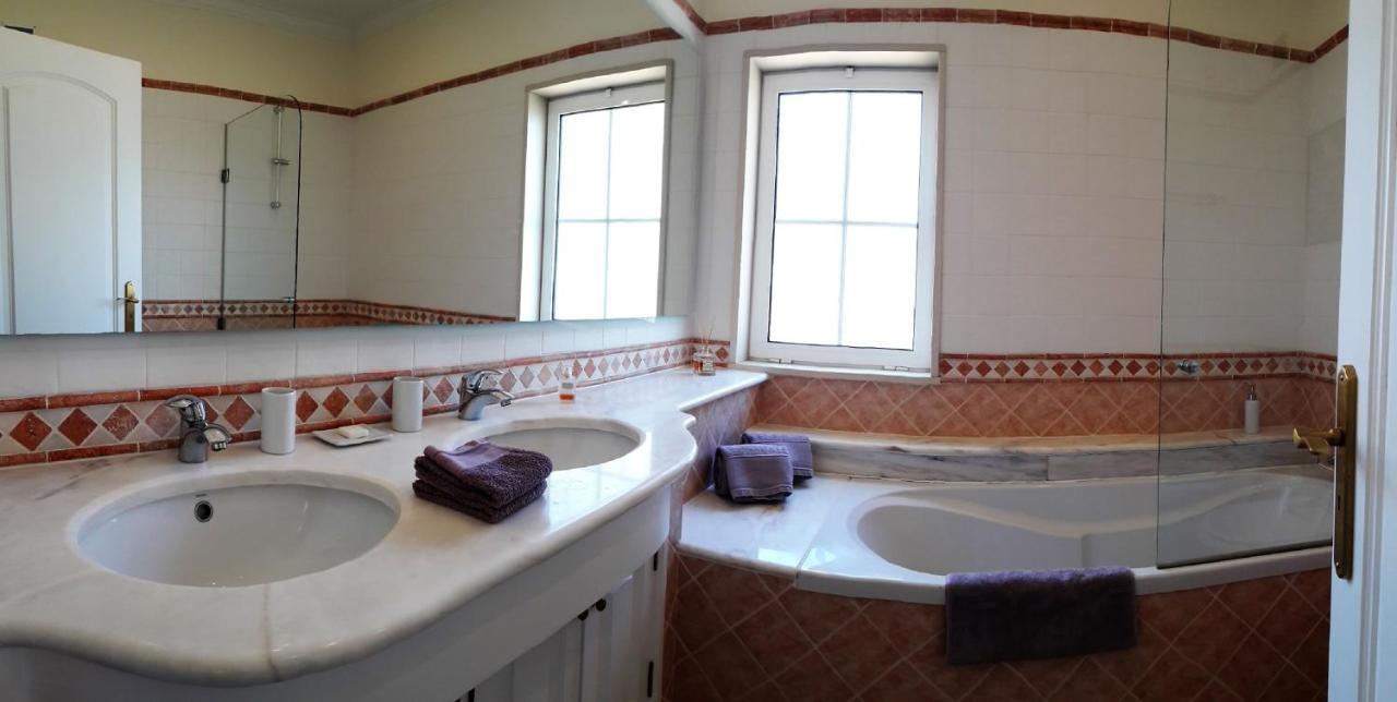 Reves D'Ocean Bed & Breakfast Santa Barbara de Nexe Exterior photo